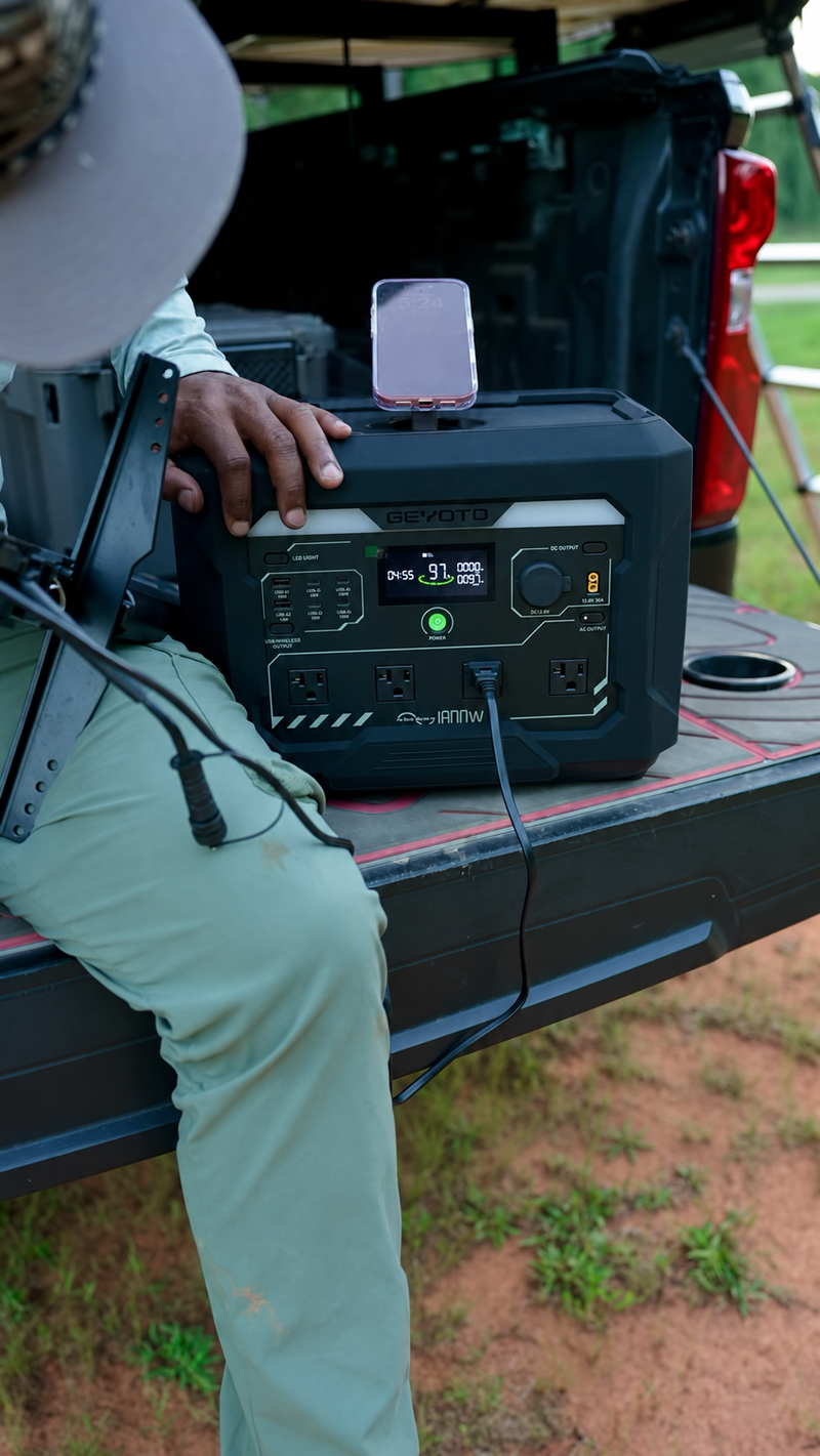 Power outages, everyday charging, or just needing extra power around the house, the GEYOTO N1000 has a lot packed into one unit.