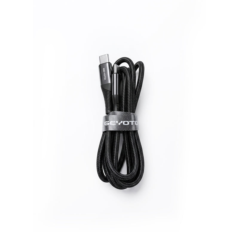 USB C To C Cable (x1)